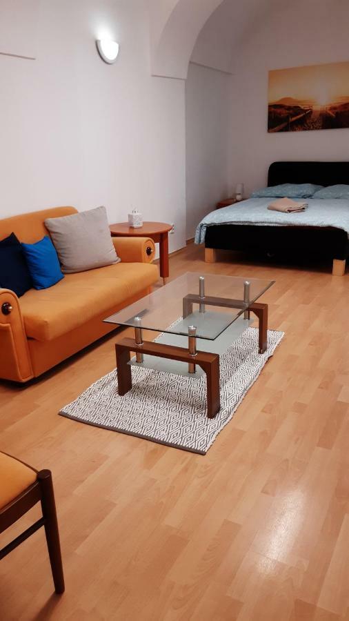 Big Modern Doubleroom Near Cathedral Koszyce Zewnętrze zdjęcie